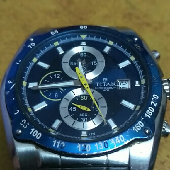 Watch - Picture 2 of 3